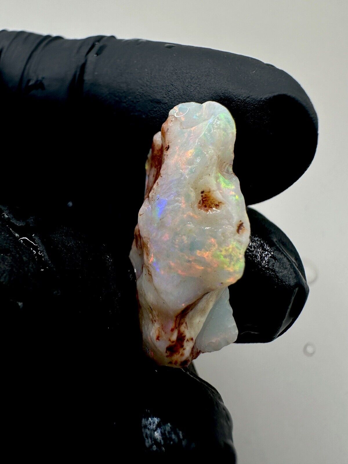 17.7 Carats Solid Rough Coober Pedy Crystal Opal Piece with Beautiful Colour