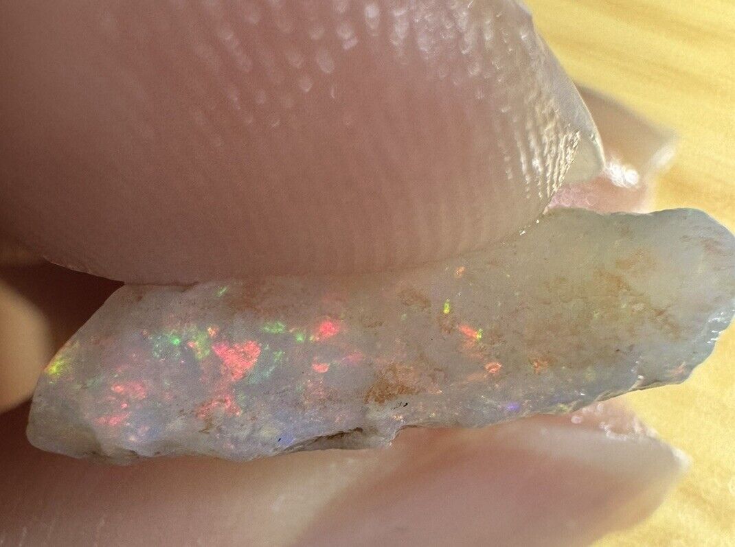 4.5 Carats Solid Rough Coober Pedy Opal Piece with Beautiful Colour