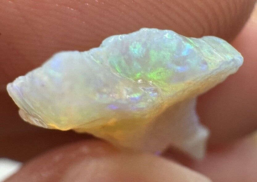 5.3 Carats Solid Rough Coober Pedy Opal Piece with Beautiful Colour