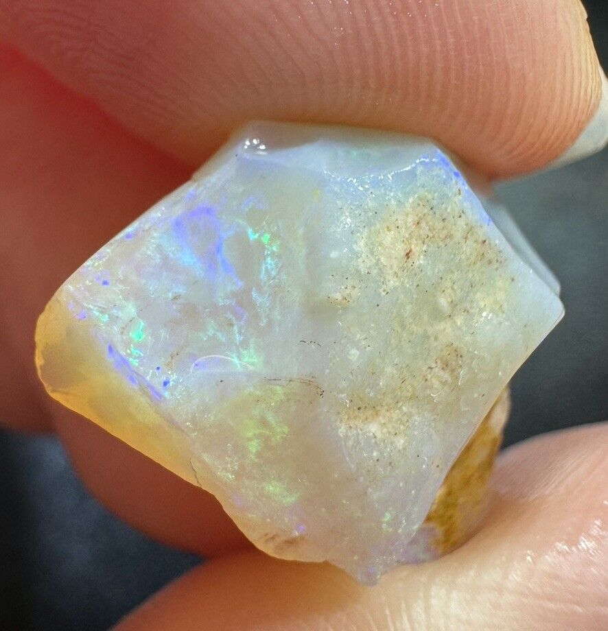 7.9 Carats Solid Rough Coober Pedy Opal Piece with Beautiful Colour
