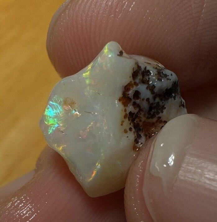 7.8 Carats Solid Rough Coober Pedy Opal Piece with Beautiful Colour B1 shell