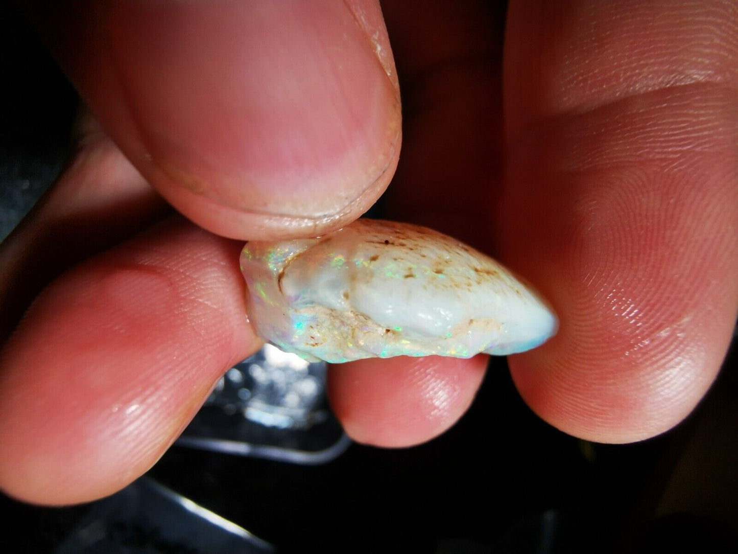 20.85 Carats Solid Rough Coober Pedy Opal Piece with Beautiful Colour