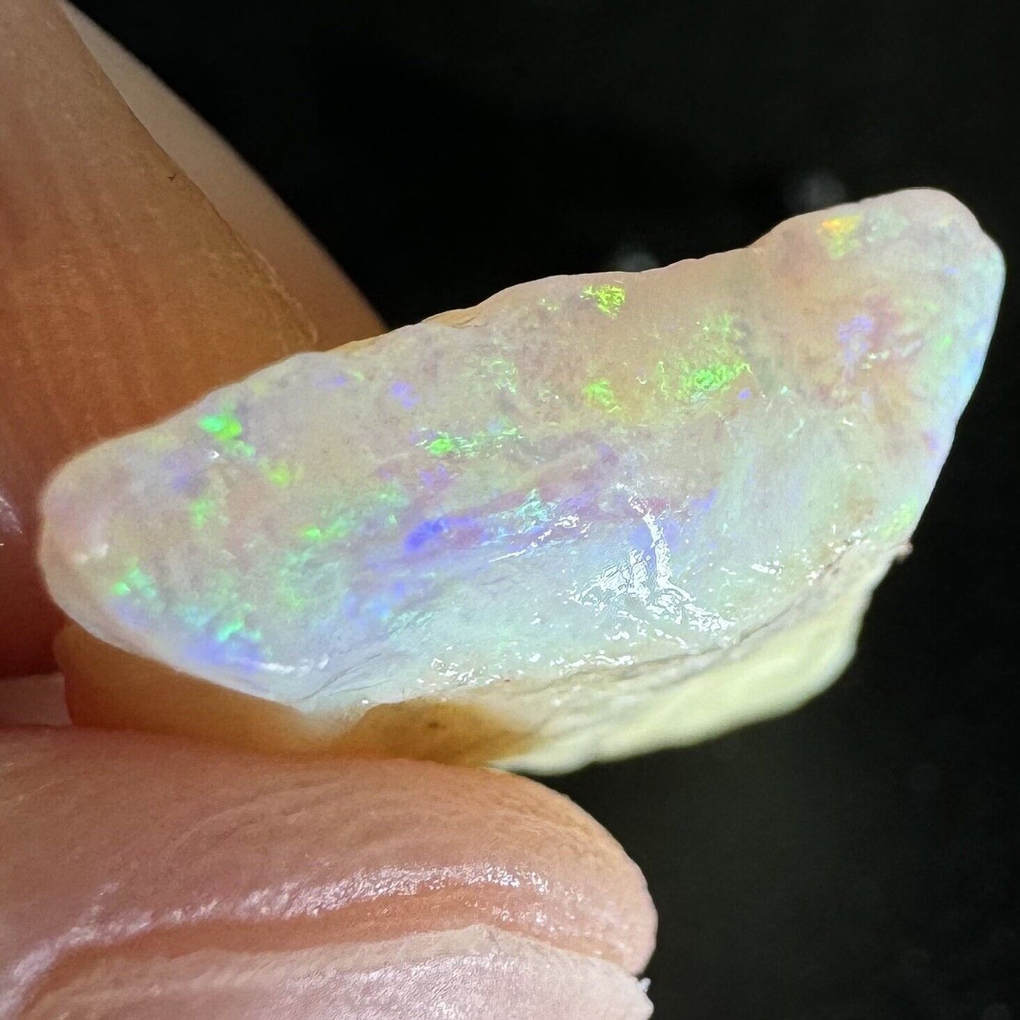 7 Carats Solid Rough Coober Pedy Opal Piece with Beautiful Colour B1