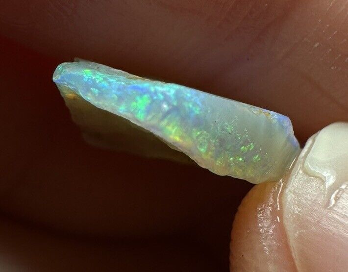 4.6Carats Solid Rough Coober Pedy Opal Piece with Beautiful Colour B1