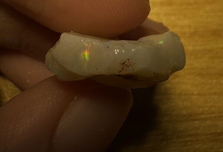 7.1 Carats Solid Rough Coober Pedy Opal Piece with Beautiful Colour B1