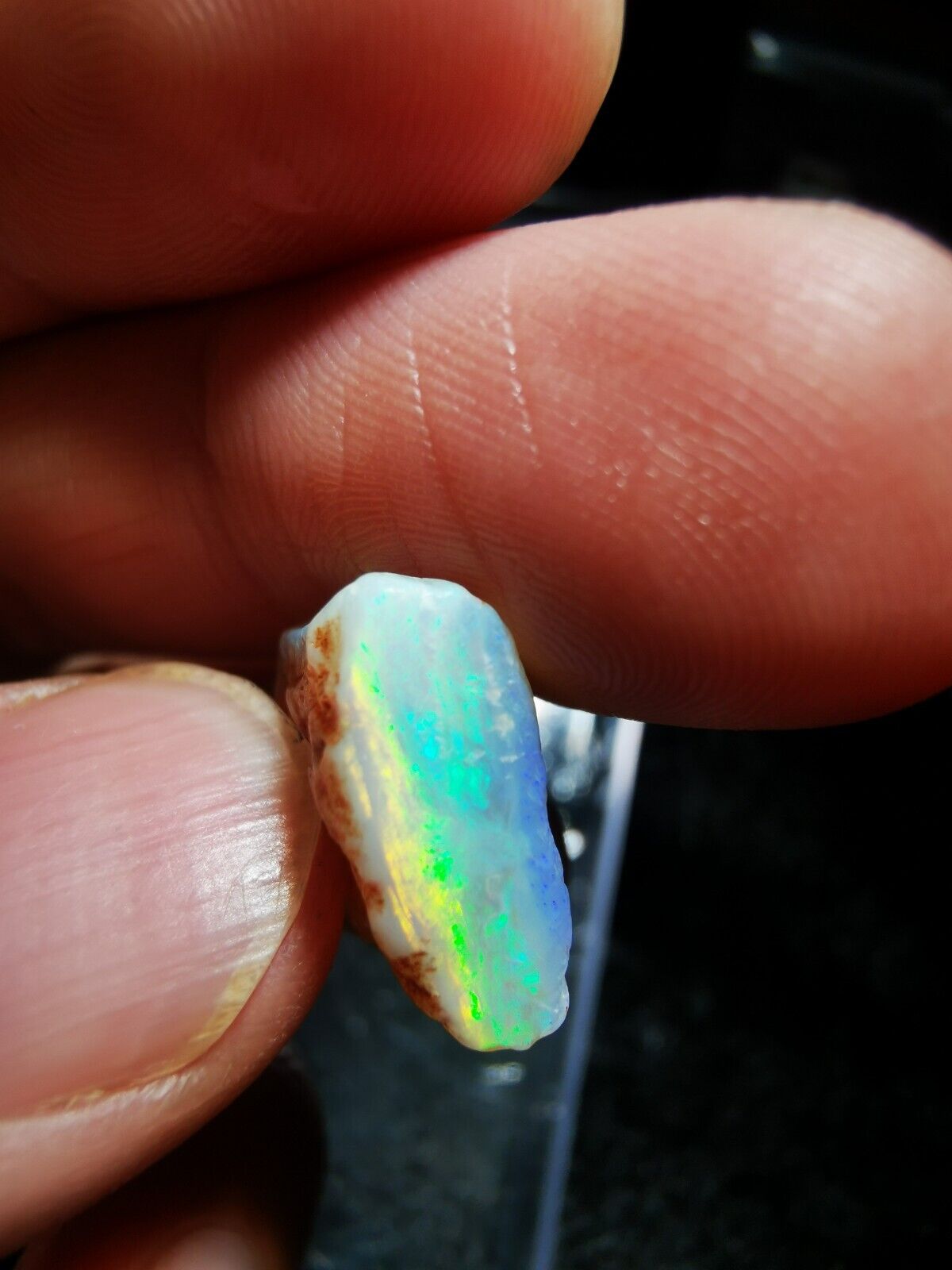 11.8 Carats Solid Rough Coober Pedy Opal Piece with Beautiful Colour