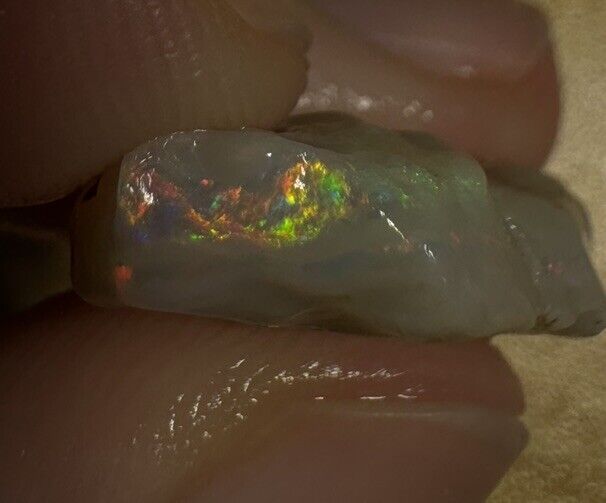 9.1 Carats Solid Rough Coober Pedy Opal Piece with Beautiful Colour B1