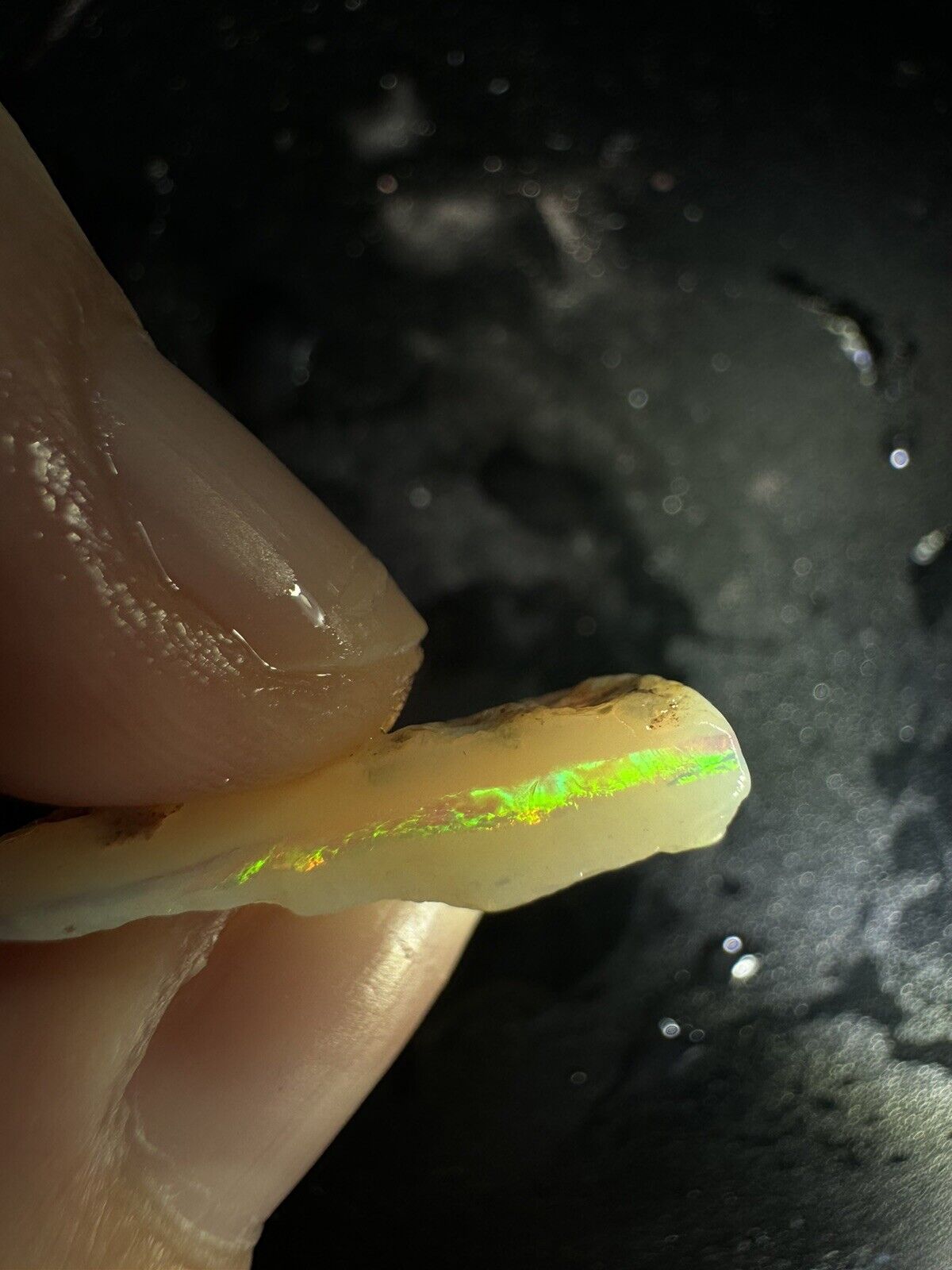 6.6 Carats Solid Rough Coober Pedy Opal Piece with Beautiful Colour B1