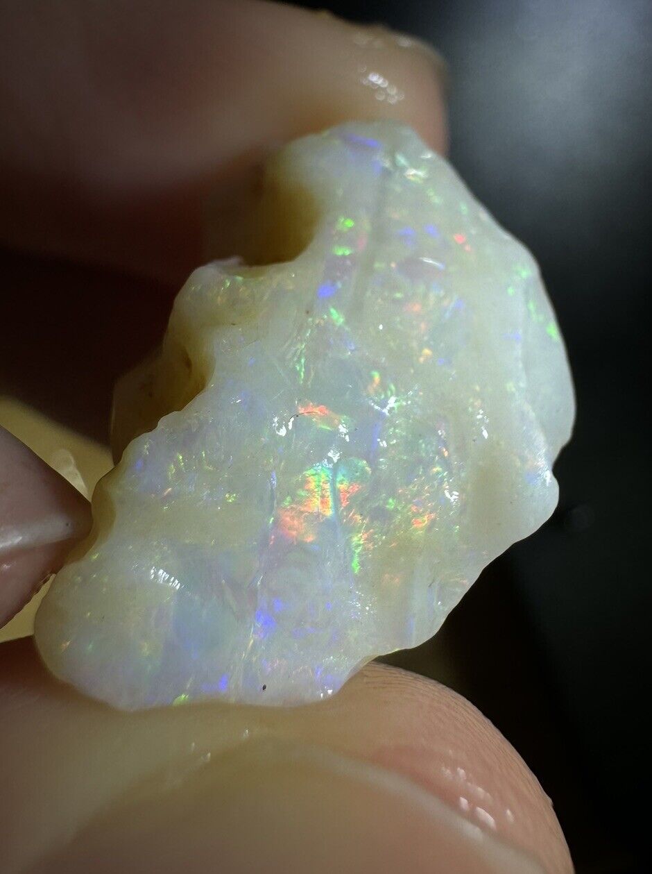 10Carats Solid Rough Coober Pedy Opal Piece with Beautiful Colour MayT