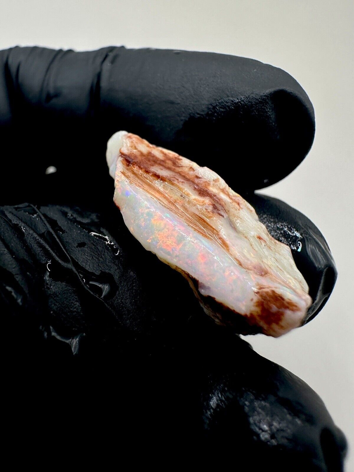17.7 Carats Solid Rough Coober Pedy Crystal Opal Piece with Beautiful Colour