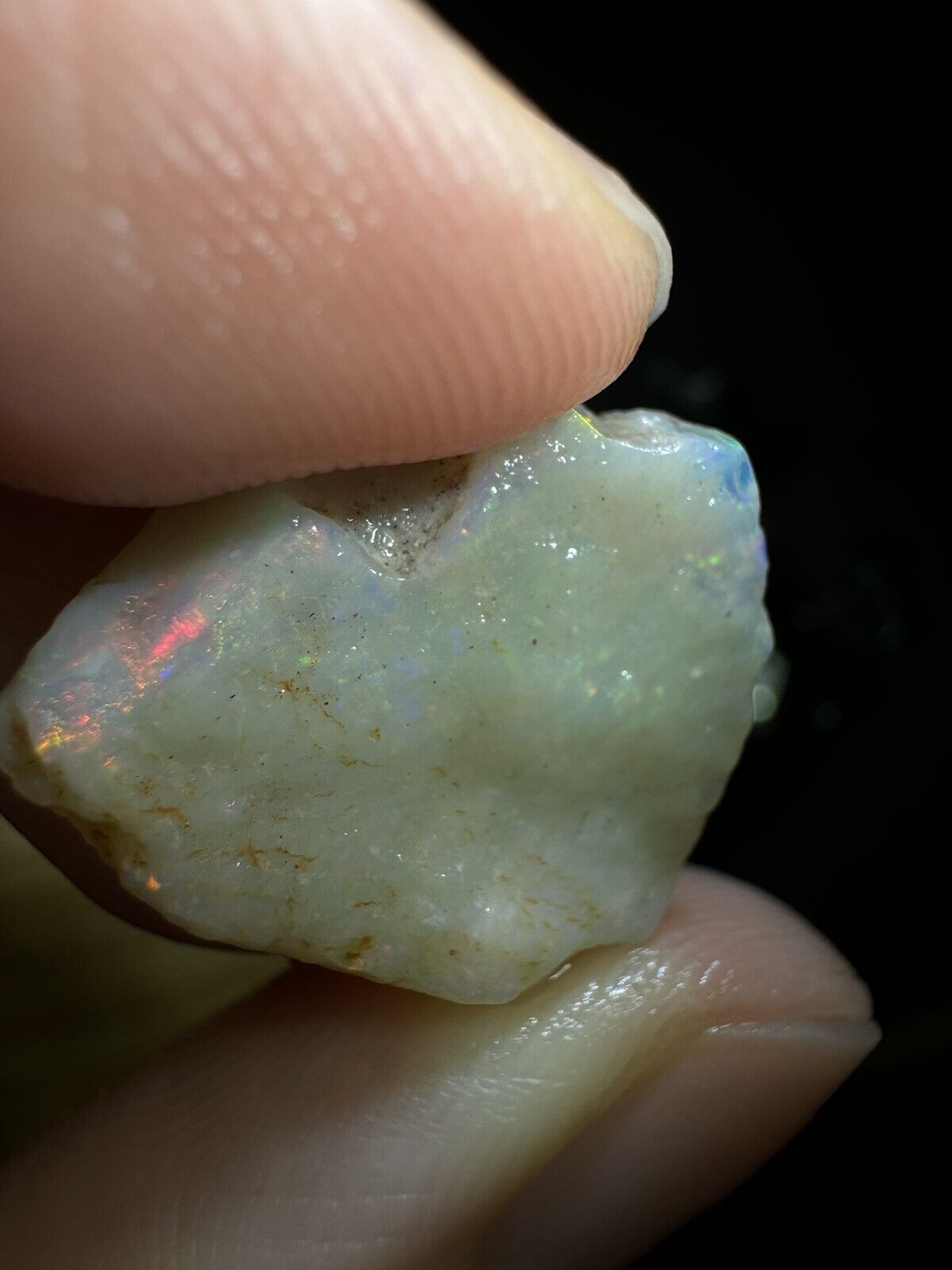 8.3 Carats Solid Rough Coober Pedy Opal Piece with Beautiful Colour MayT