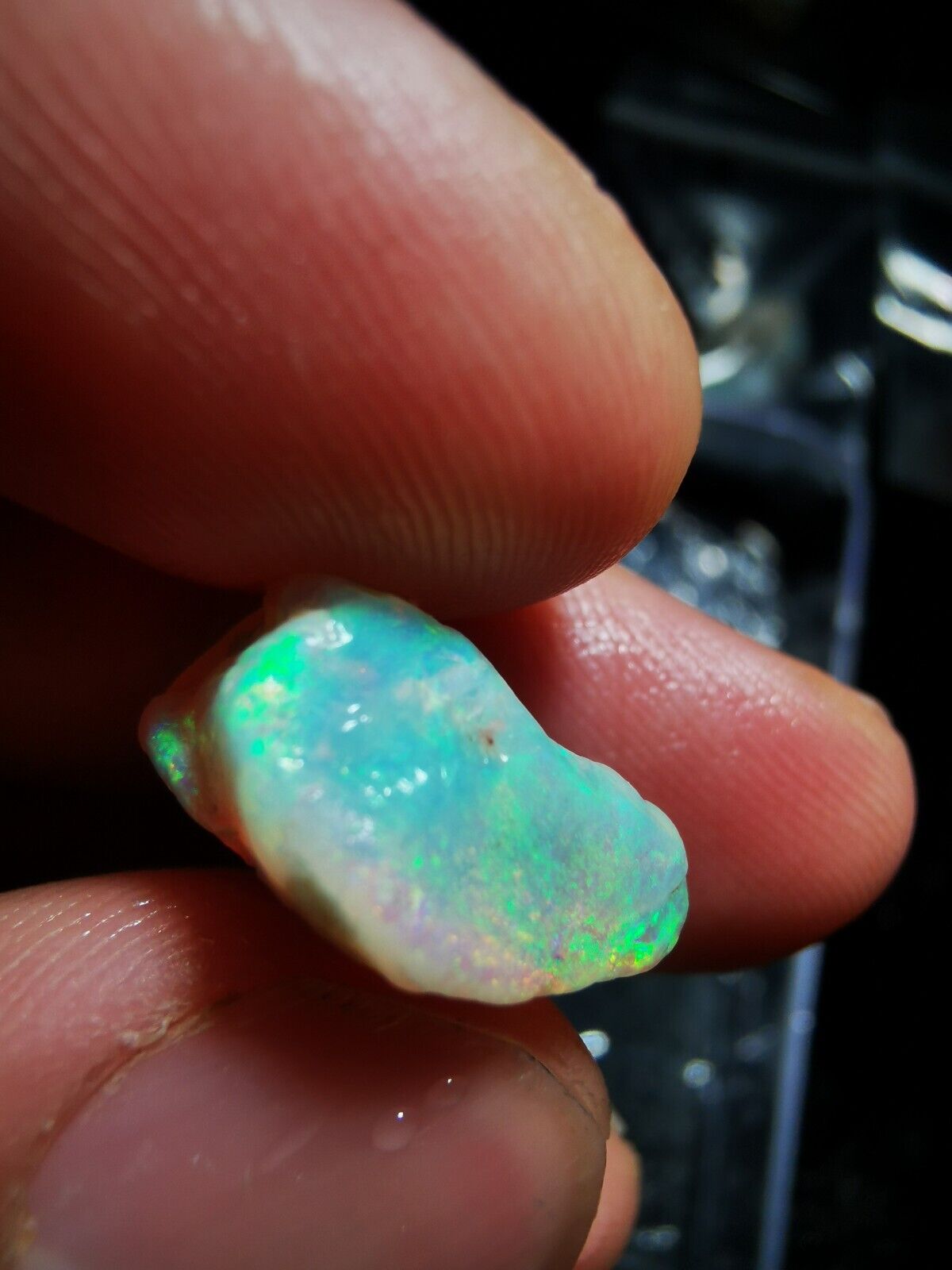 7.45 Carats Solid Rough Coober Pedy Opal Piece with Beautiful Colour