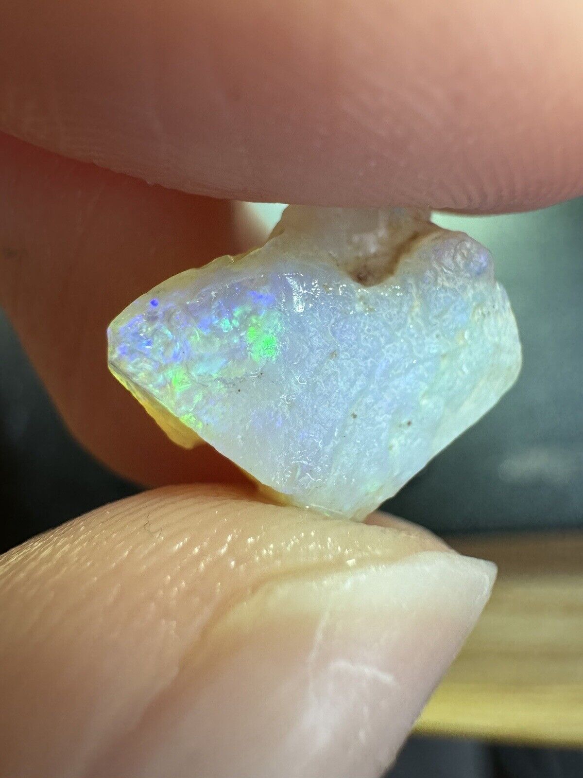 3.7 Carats Solid Rough Coober Pedy Opal Piece with Beautiful Colour