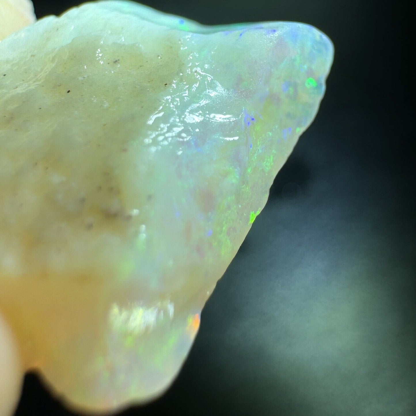 7 Carats Solid Rough Coober Pedy Opal Piece with Beautiful Colour B1