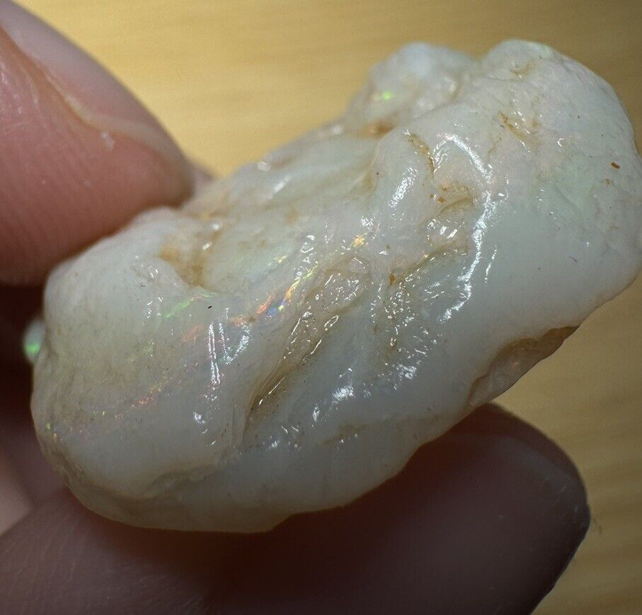 17.75 Carats Solid Rough Coober Pedy Opal Piece with Beautiful Colour B1