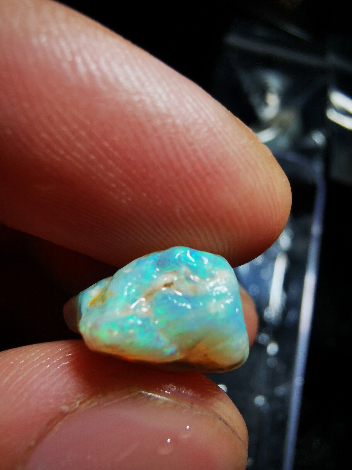 7.45 Carats Solid Rough Coober Pedy Opal Piece with Beautiful Colour