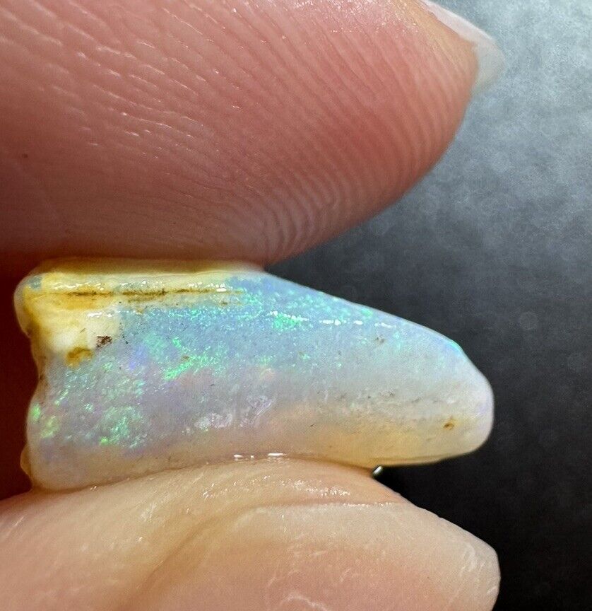 3.8 Carats Solid Rough Coober Pedy Opal Piece with Beautiful Colour