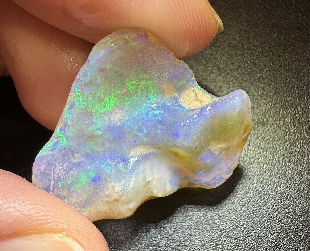 18.3 Carats Solid Rough Coober Pedy Opal Piece with Beautiful Colour,scallop