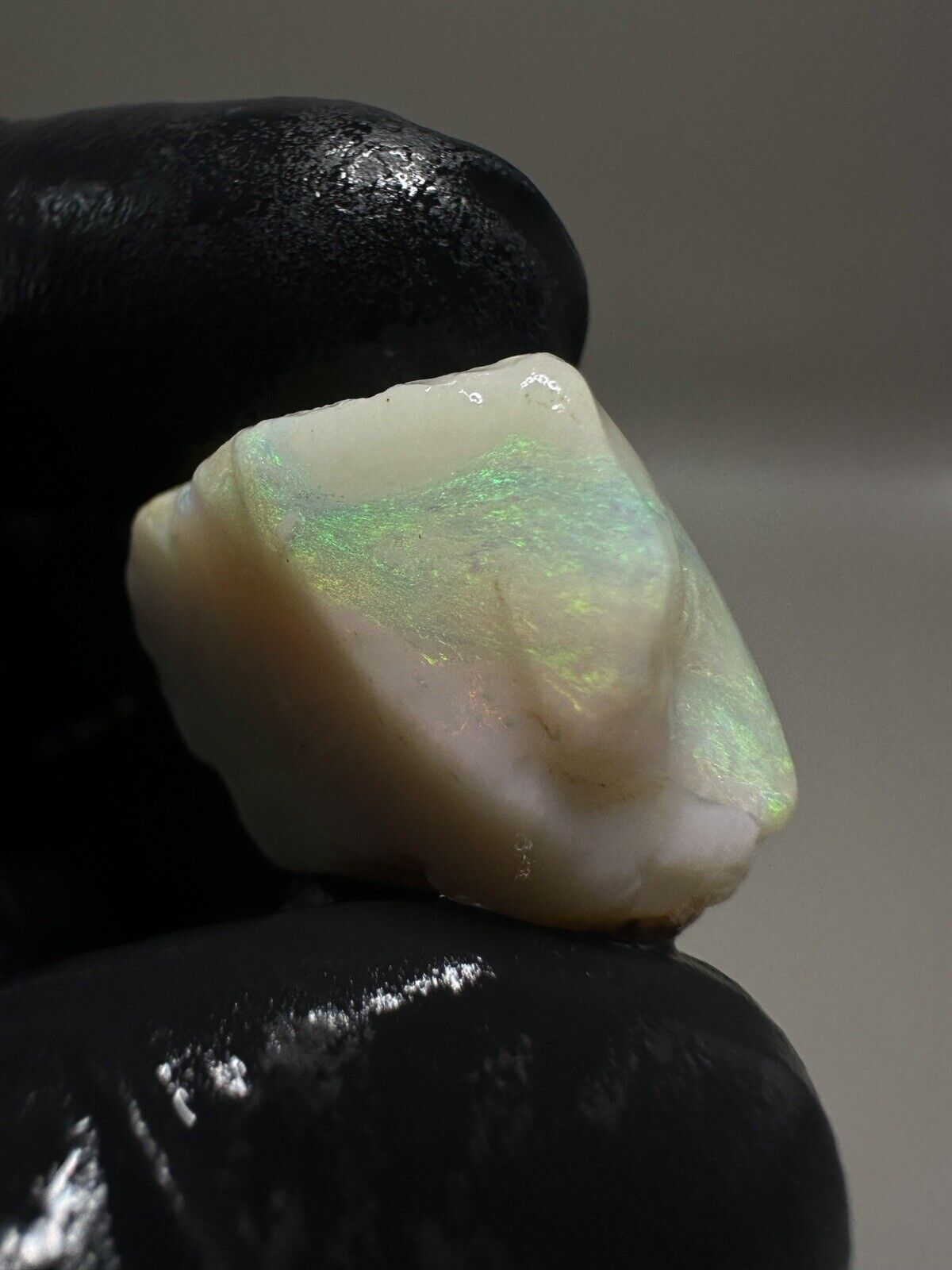 43.6 Carats Solid Rough Coober Pedy Crystal Opal Chunk with Beautiful Colour