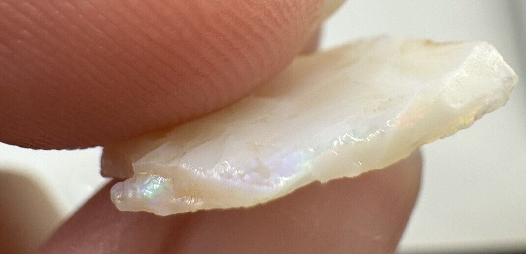 2.8 Carats Solid Rough Coober Pedy Opal Piece with Beautiful Colour
