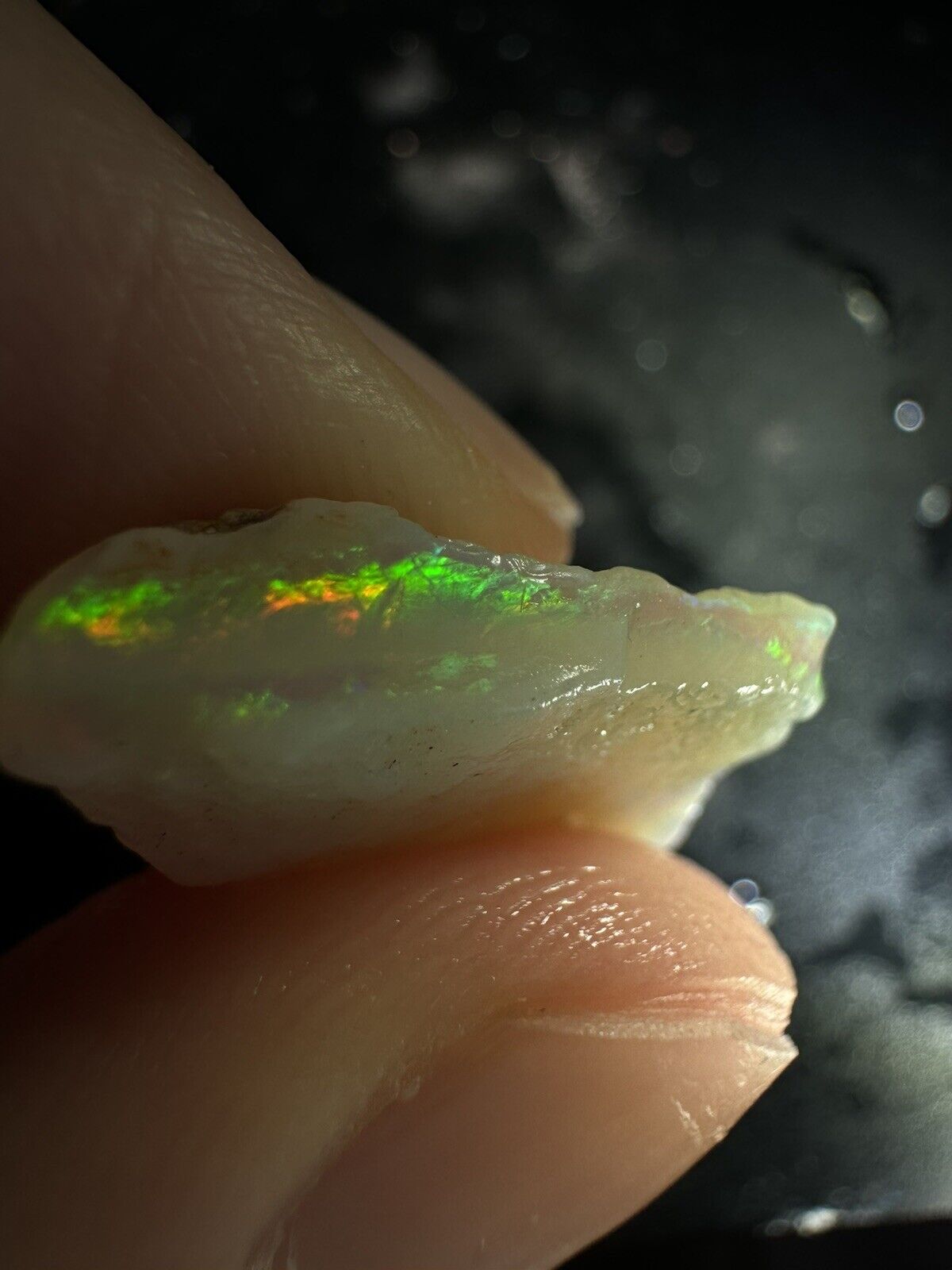 6.6 Carats Solid Rough Coober Pedy Opal Piece with Beautiful Colour B1