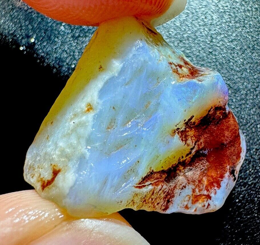 18.36 Carats Solid Rough Coober Pedy Opal Piece with Beautiful Colour