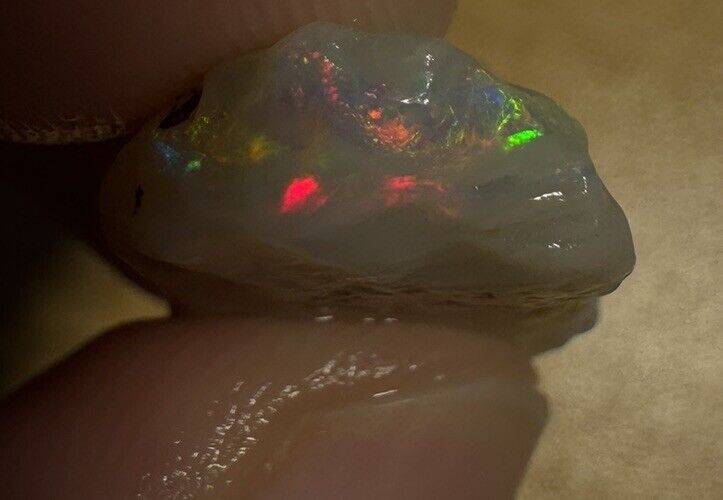 9.1 Carats Solid Rough Coober Pedy Opal Piece with Beautiful Colour B1