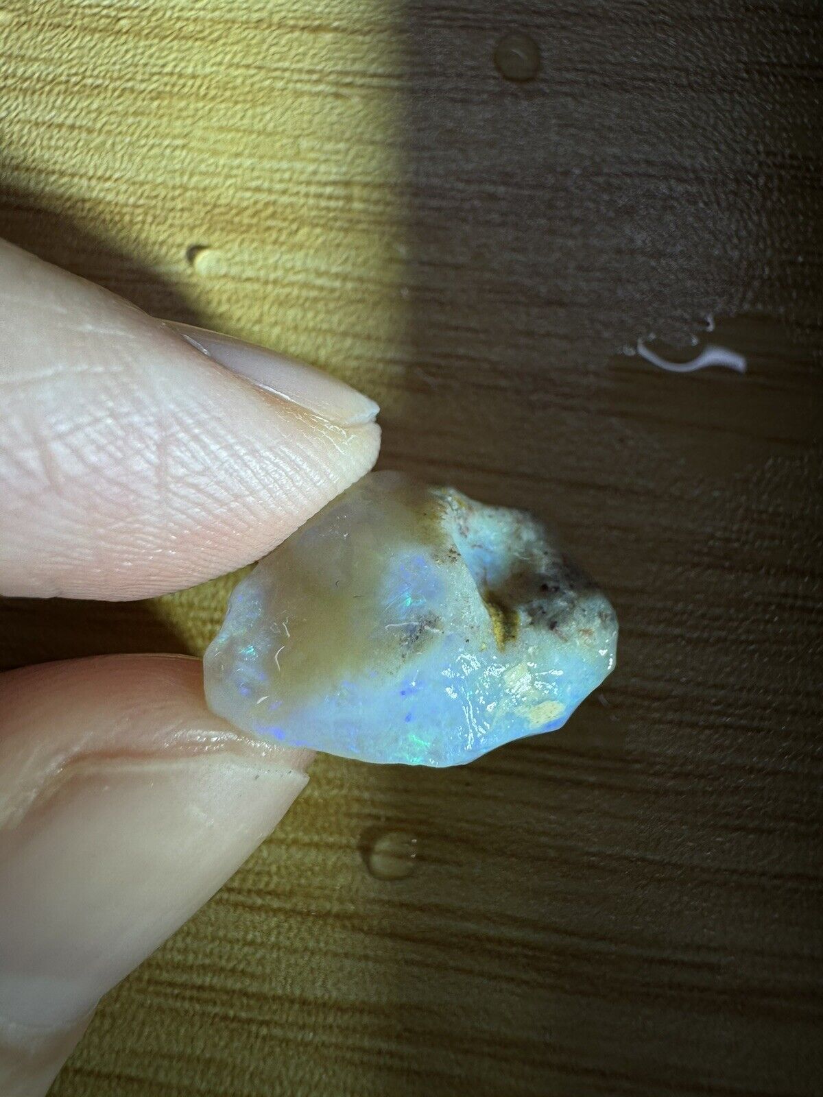 9.65 Carats Solid Rough Coober Pedy Opal Piece with Beautiful Colour B1