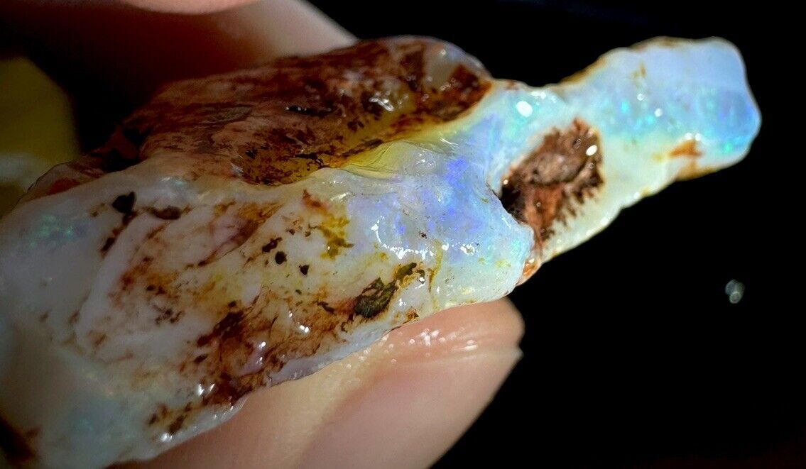 63.5 Carats Solid Rough Coober Pedy Opal Piece with Beautiful Colour B1