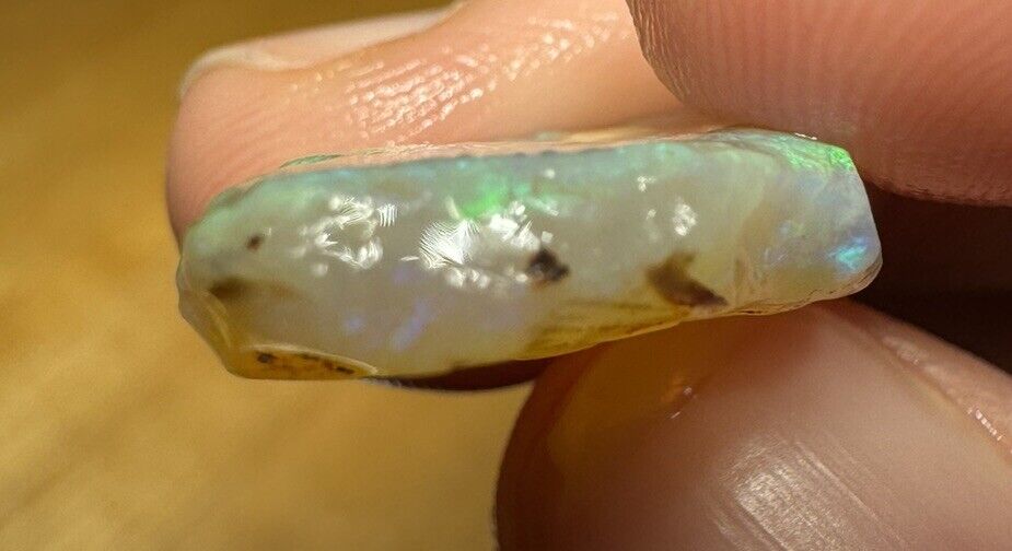 9.4 Carats Solid Rough Coober Pedy Opal Piece with Beautiful Colour B1