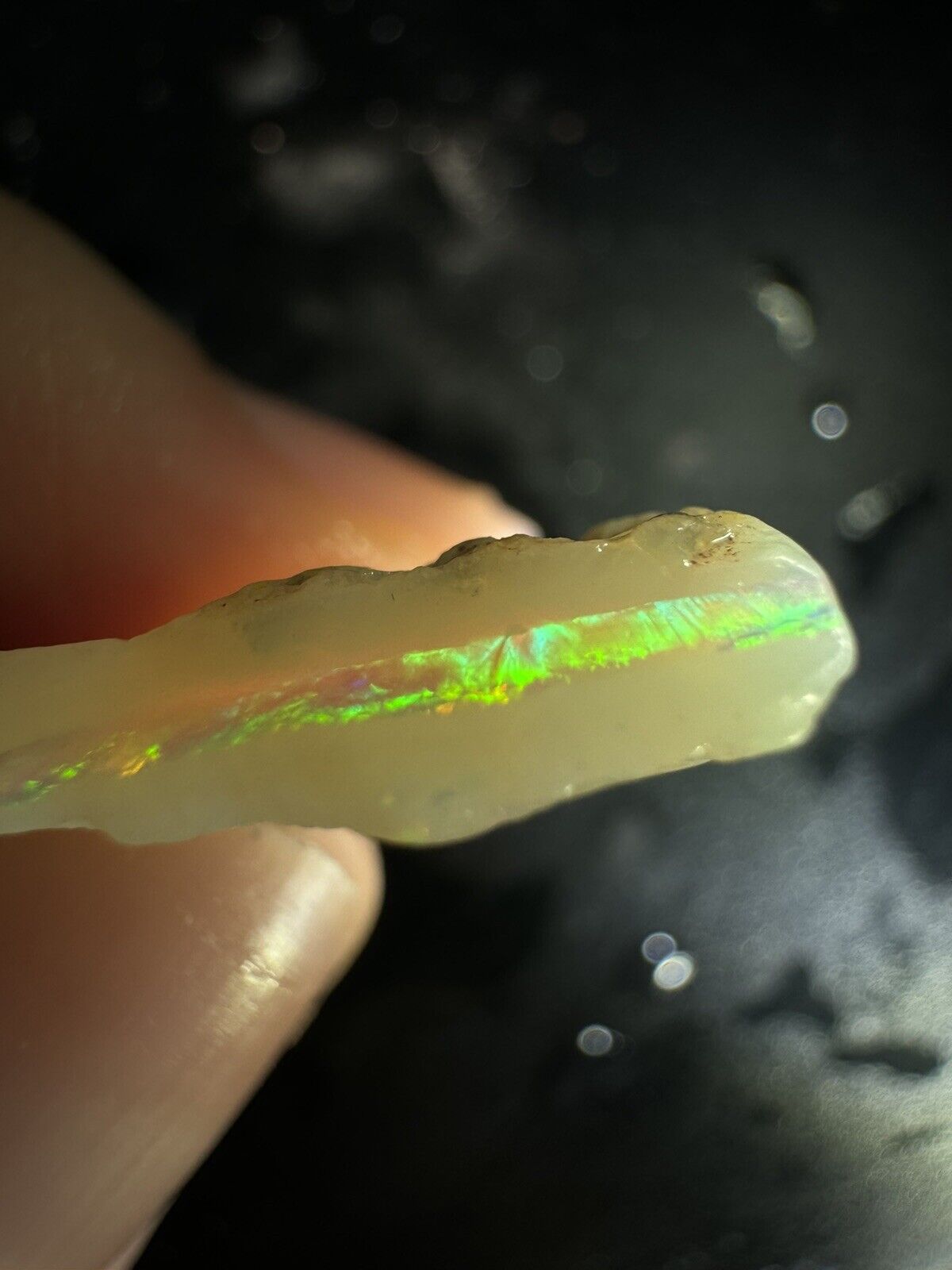 6.6 Carats Solid Rough Coober Pedy Opal Piece with Beautiful Colour B1