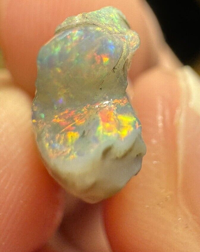 6.6 Carats Solid Rough Coober Pedy Opal Piece with Beautiful Colour B1
