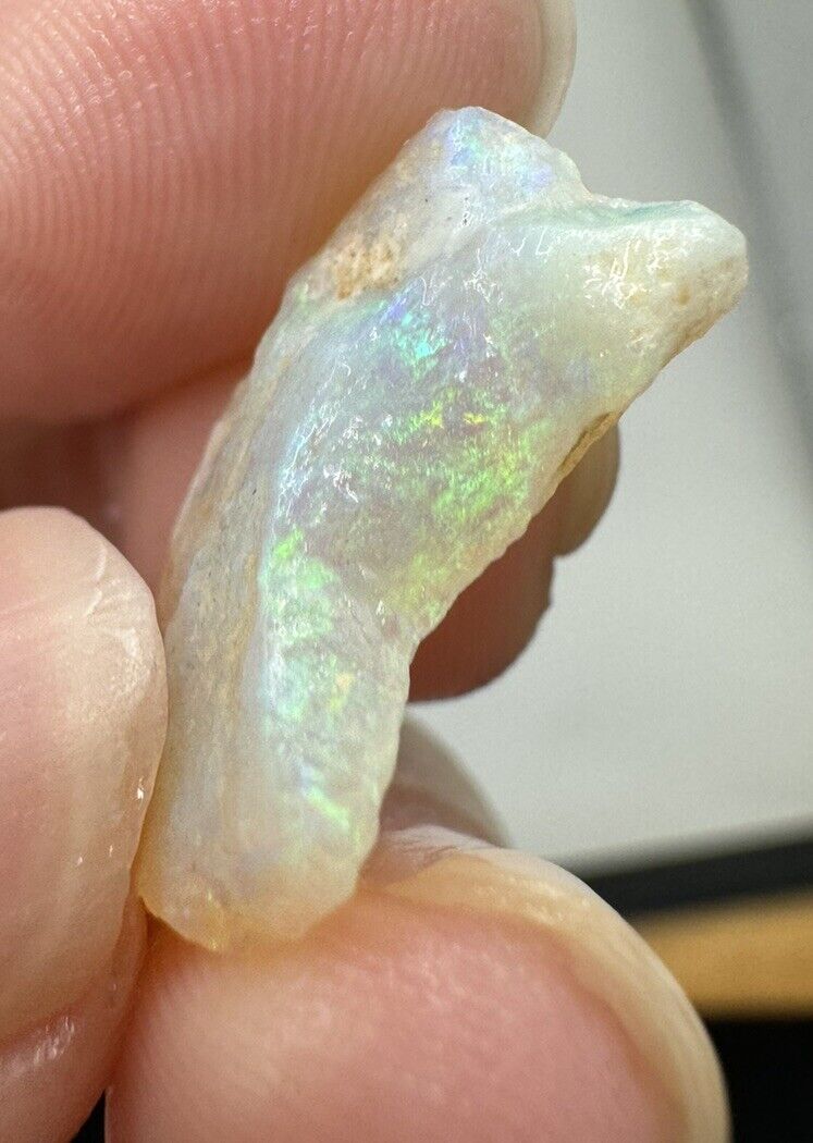 5.3 Carats Solid Rough Coober Pedy Opal Piece with Beautiful Colour