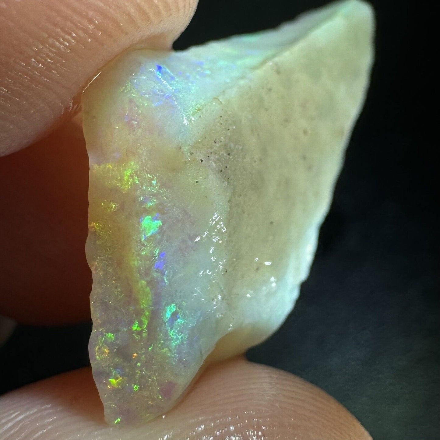 7 Carats Solid Rough Coober Pedy Opal Piece with Beautiful Colour B1
