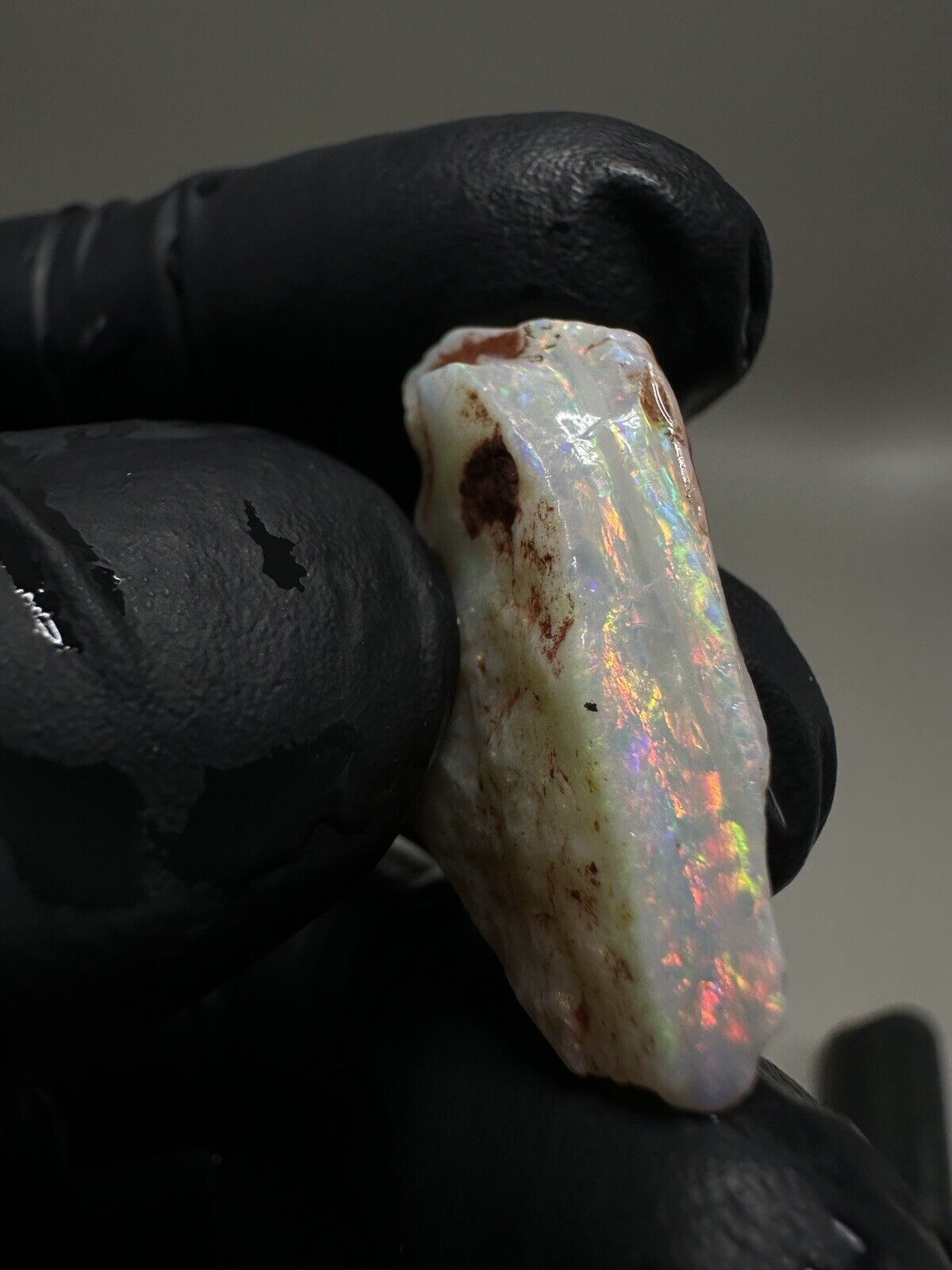 13.9 Carats Solid Rough Coober Pedy Crystal Opal Piece with Beautiful Colour