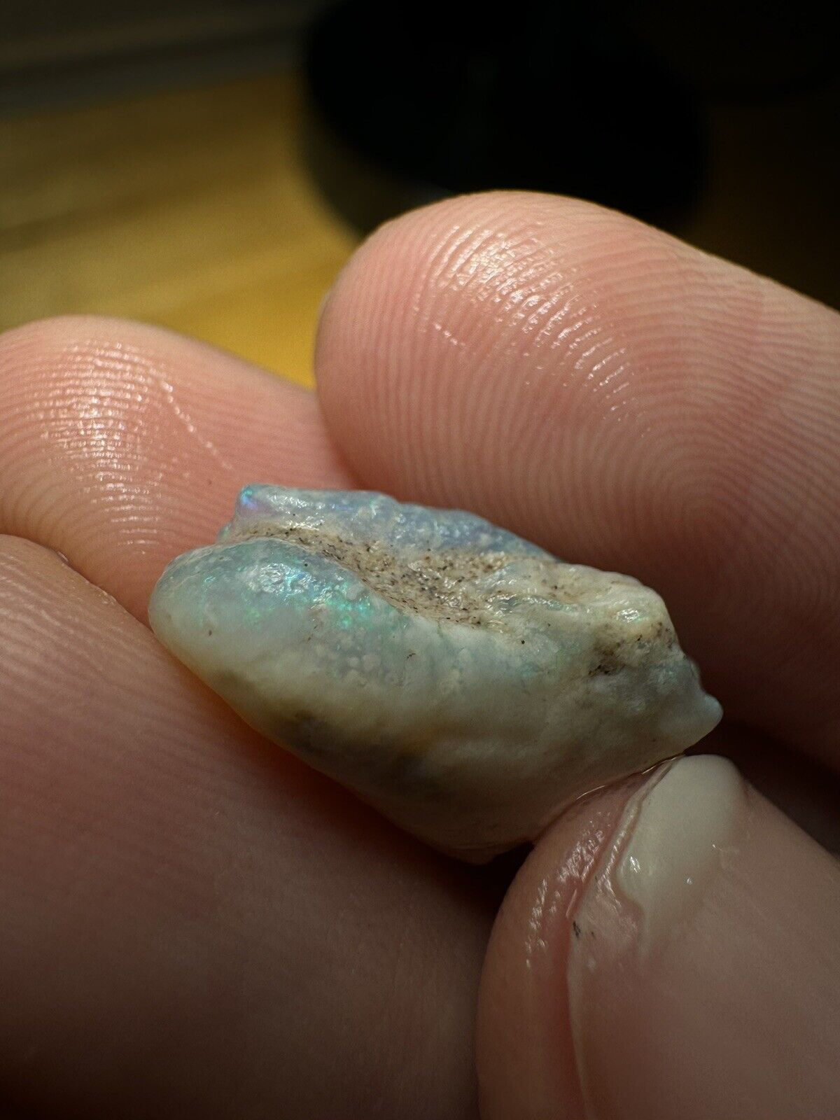 6.9 Carats Solid Rough Coober Pedy Opal Piece with Beautiful Colour B1 shell