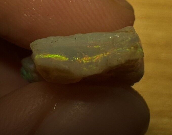 7.1 Carats Solid Rough Coober Pedy Opal Piece with Beautiful Colour B1