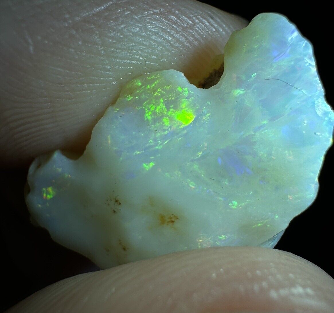 10Carats Solid Rough Coober Pedy Opal Piece with Beautiful Colour MayT