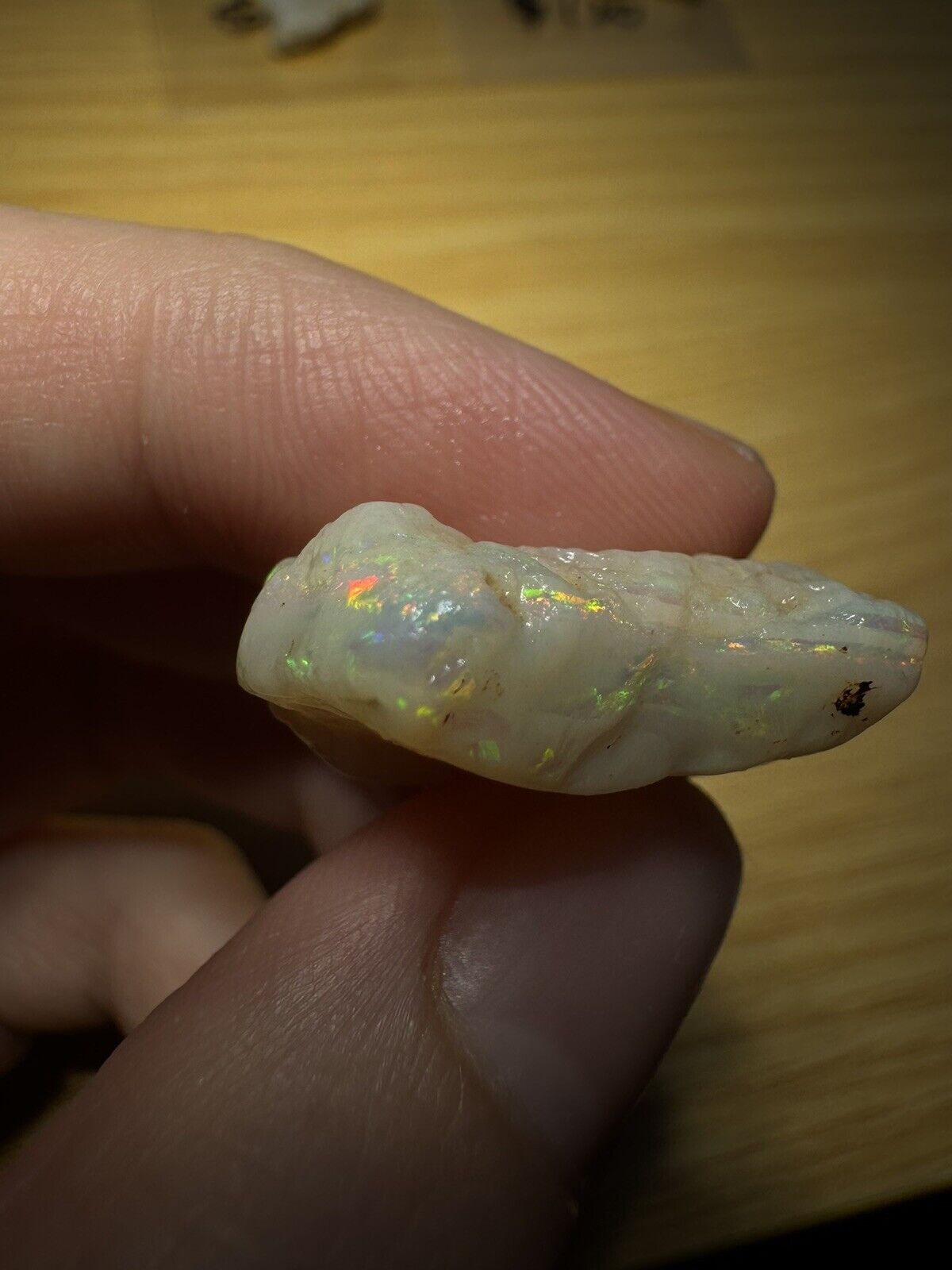 17.75 Carats Solid Rough Coober Pedy Opal Piece with Beautiful Colour B1