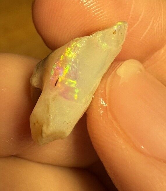 9.15 Carats Solid Rough Coober Pedy Opal Piece with Beautiful Colour B1