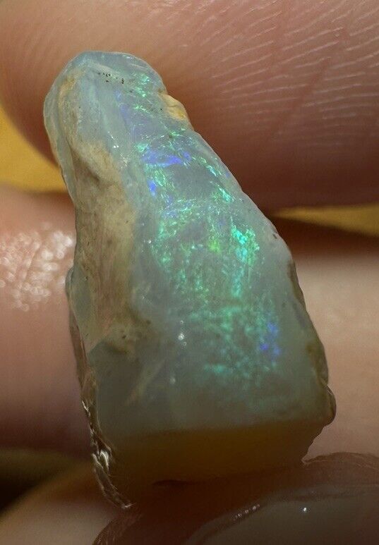 10.5 Carats Solid Rough Coober Pedy Opal Piece with Beautiful Colour B1 shell