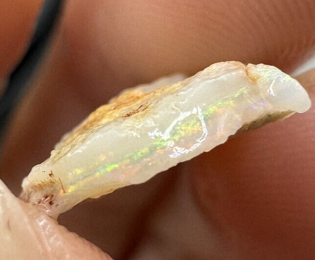 4.5 Carats Solid Rough Coober Pedy Opal Piece with Beautiful Colour