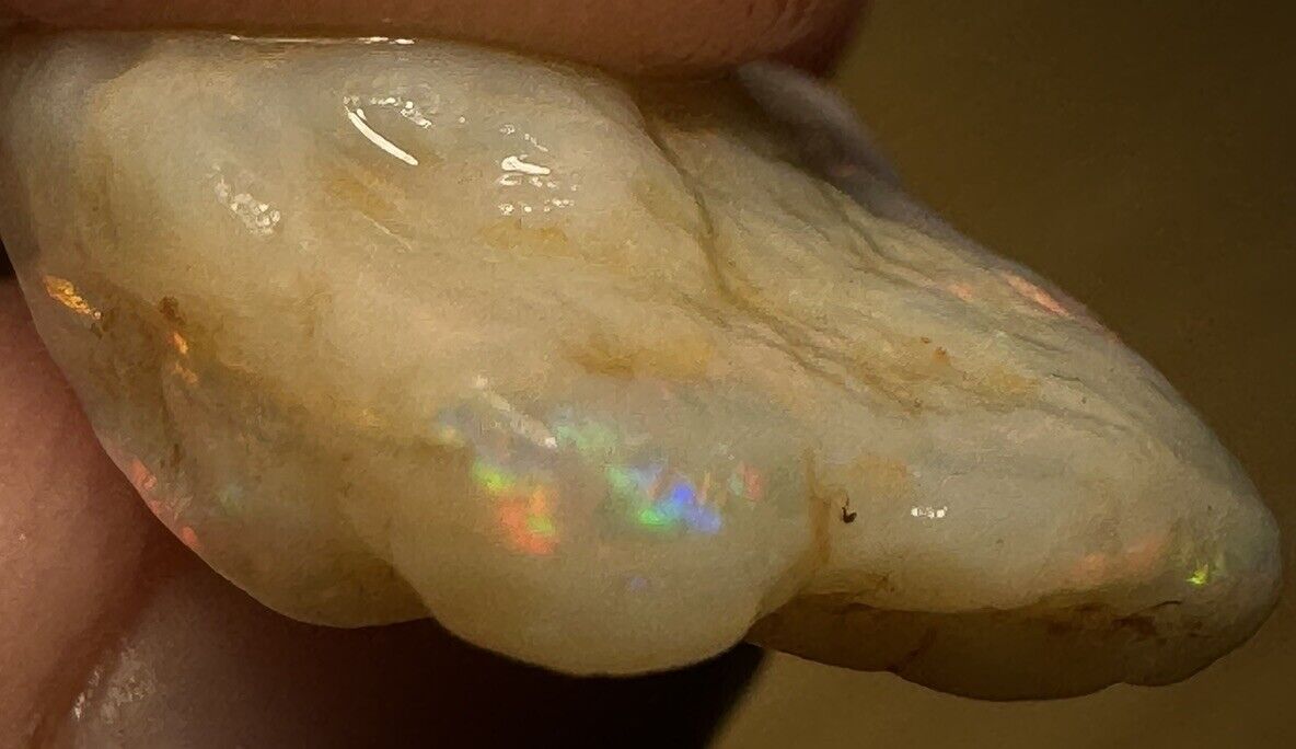 11.5 Carats Solid Rough Coober Pedy Opal Piece with Beautiful Colour B1