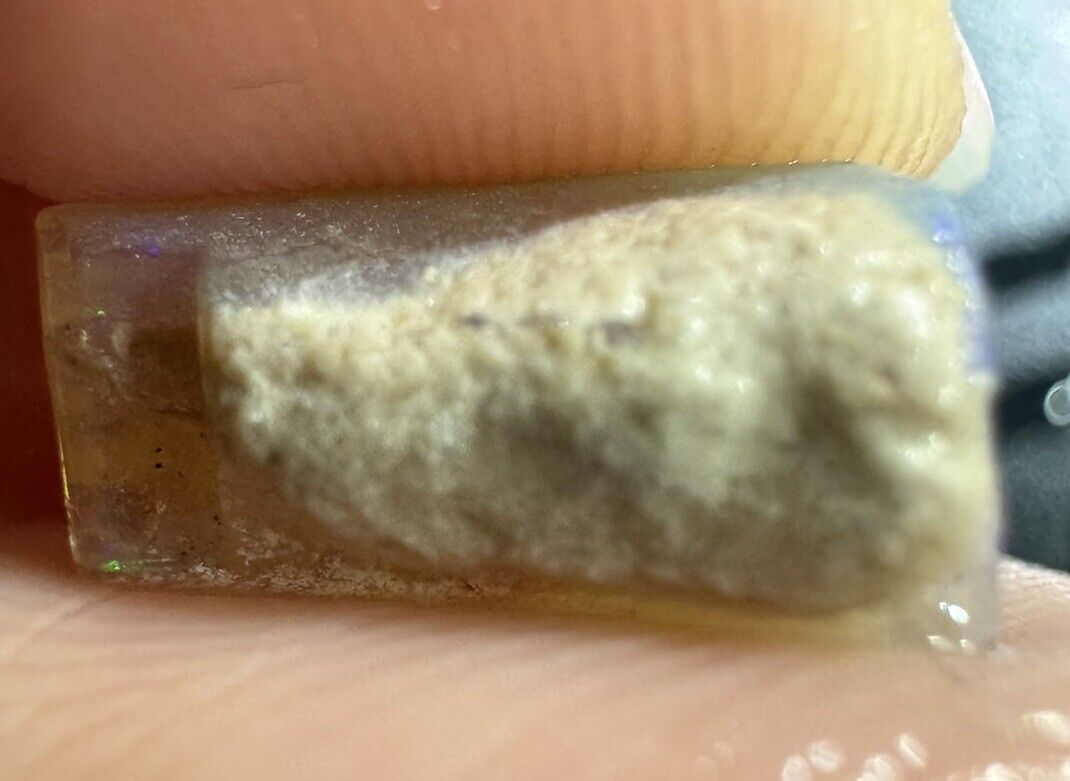 5 Carats Solid Rough Coober Pedy Opal Piece with Beautiful Colour pipe