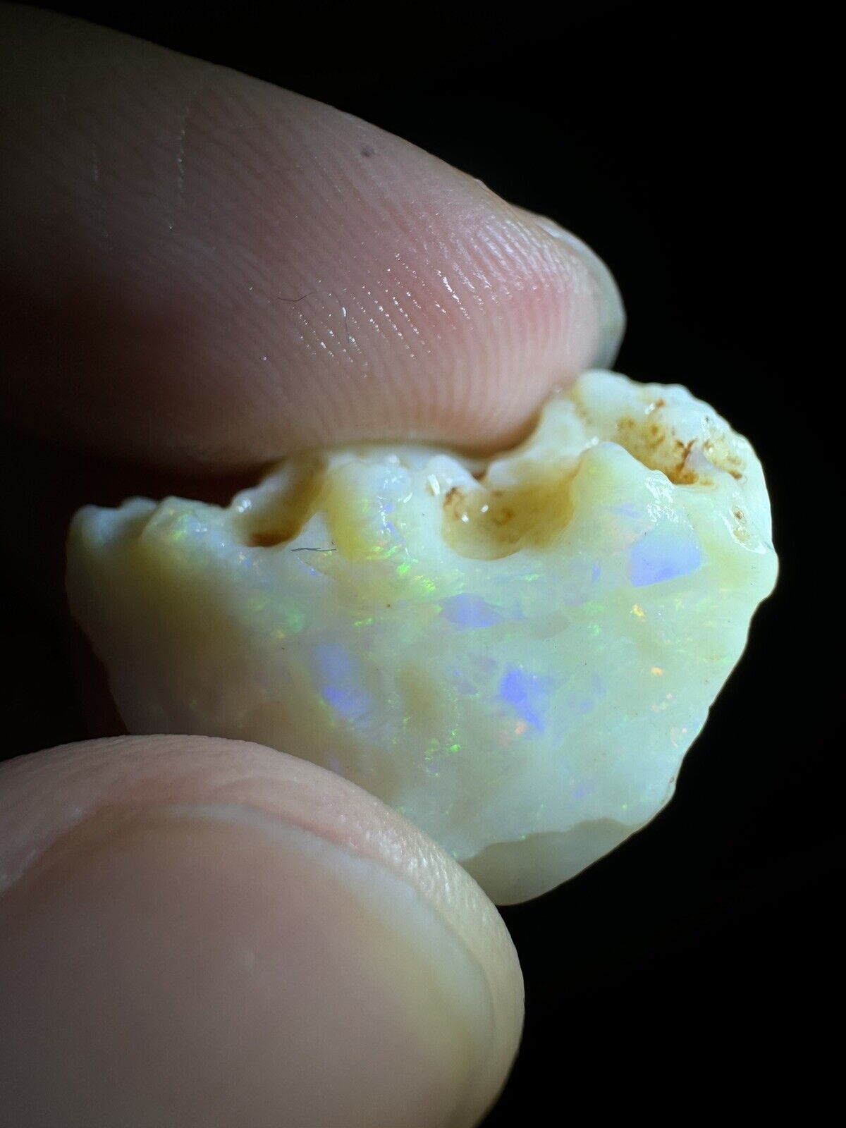 10Carats Solid Rough Coober Pedy Opal Piece with Beautiful Colour MayT