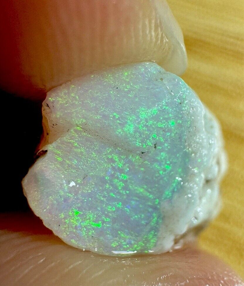 7.5 Carats Solid Rough Coober Pedy Opal Piece with Beautiful Colour