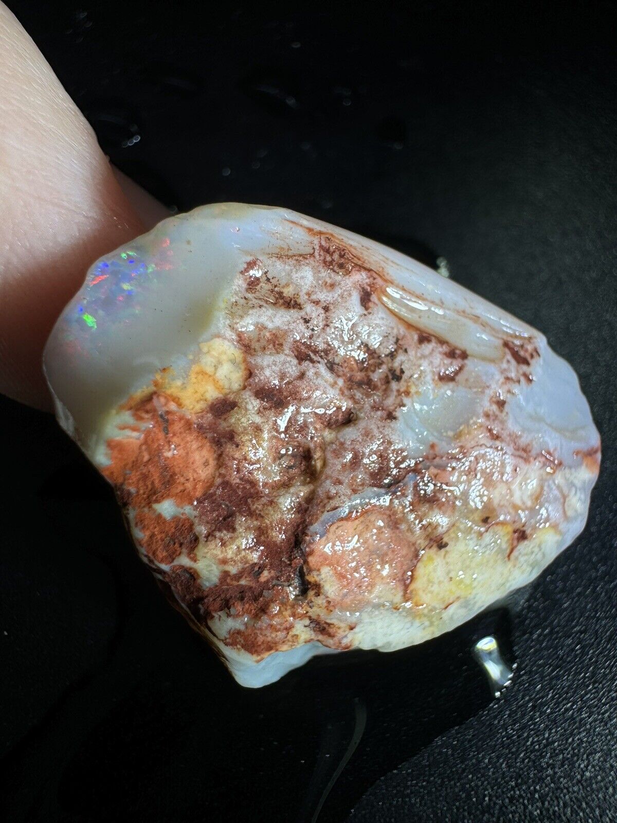 22.3 Carats Solid Rough Coober Pedy Opal Piece with Beautiful Colour B1