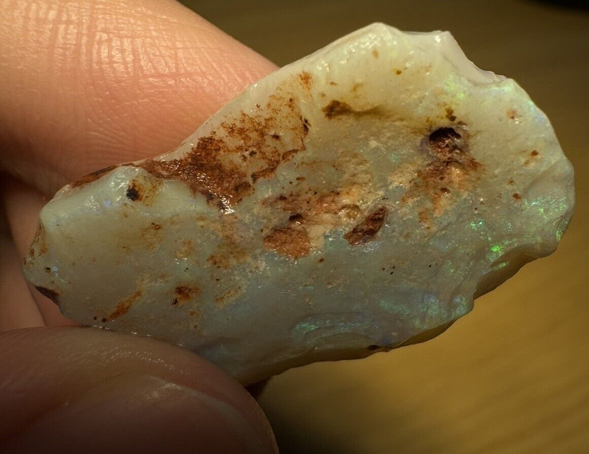 19.2 Carats Solid Rough Coober Pedy Opal Piece with Beautiful Colour B1