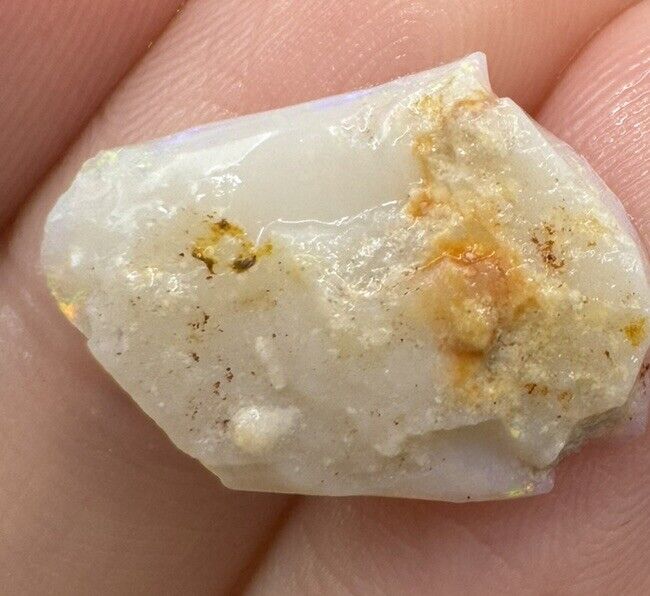 4.5 Carats Solid Rough Coober Pedy Opal Piece with Beautiful Colour