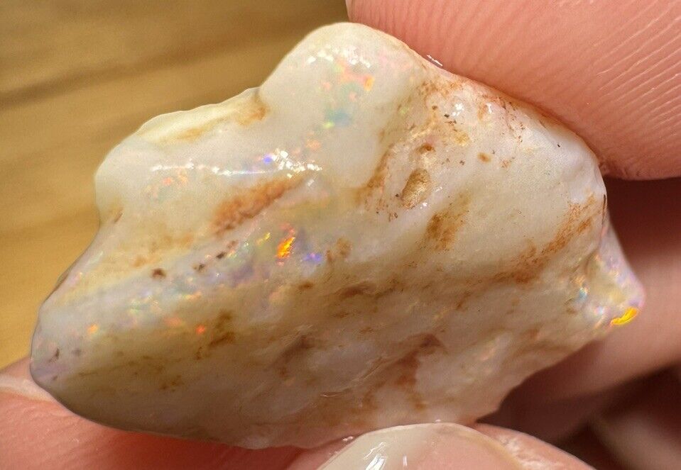 11.5 Carats Solid Rough Coober Pedy Opal Piece with Beautiful Colour B1 shell